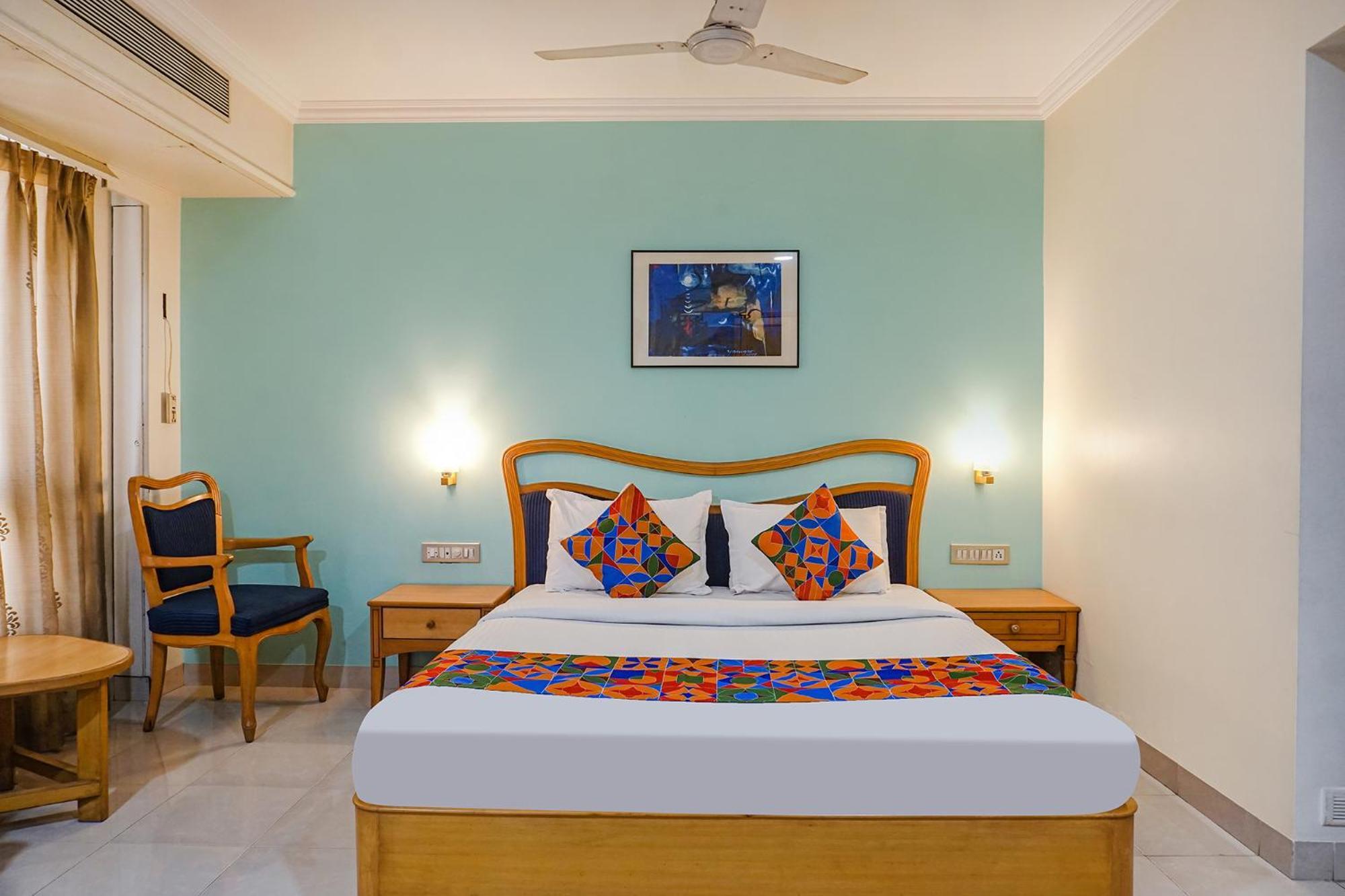 The Ambassador Hotel Pune Exterior photo