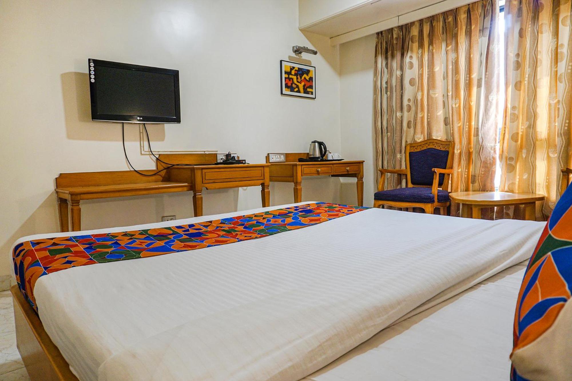 The Ambassador Hotel Pune Exterior photo