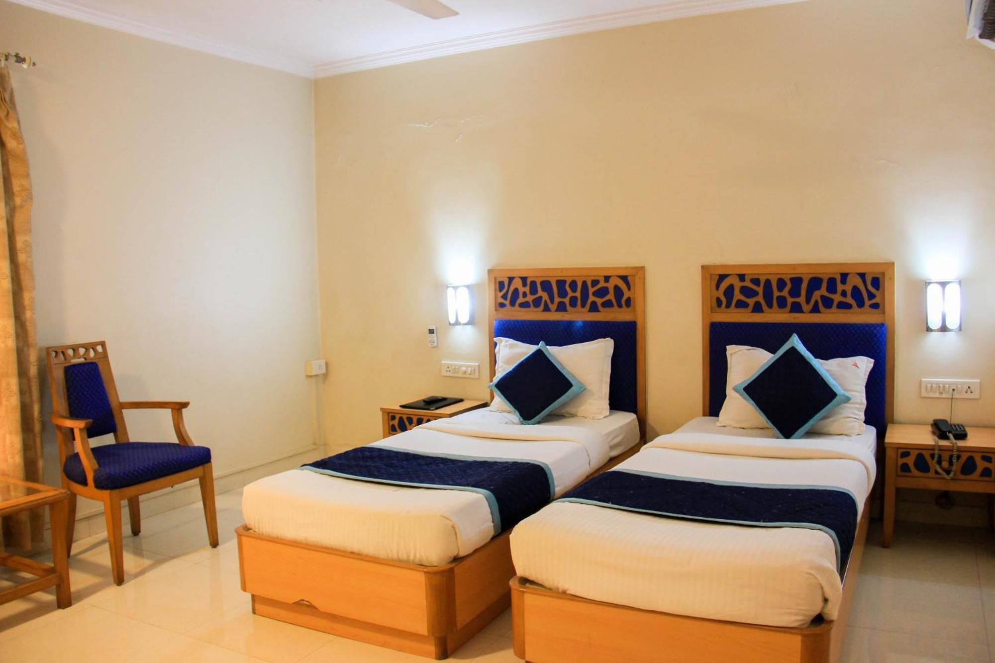 The Ambassador Hotel Pune Exterior photo