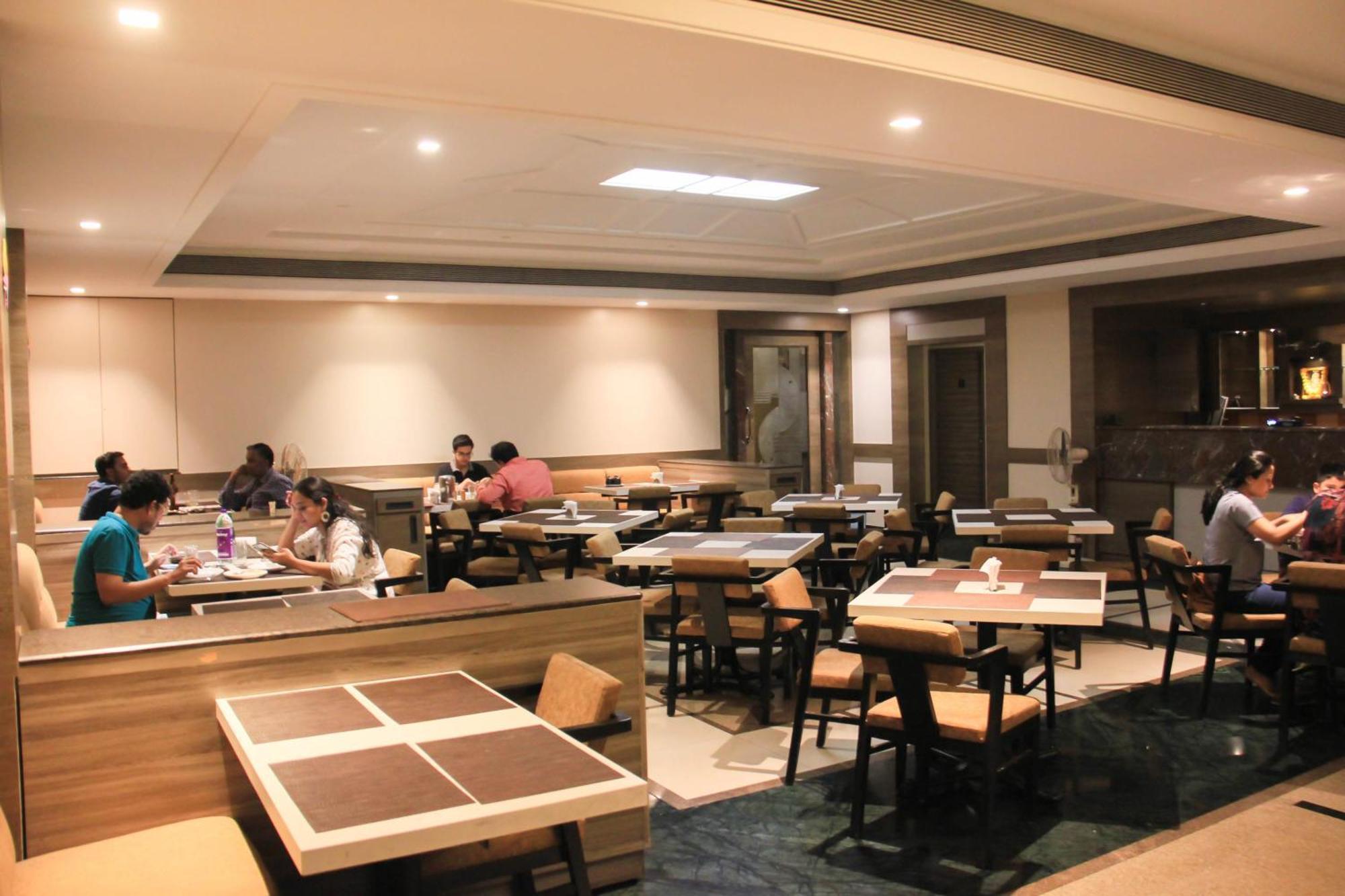 The Ambassador Hotel Pune Exterior photo